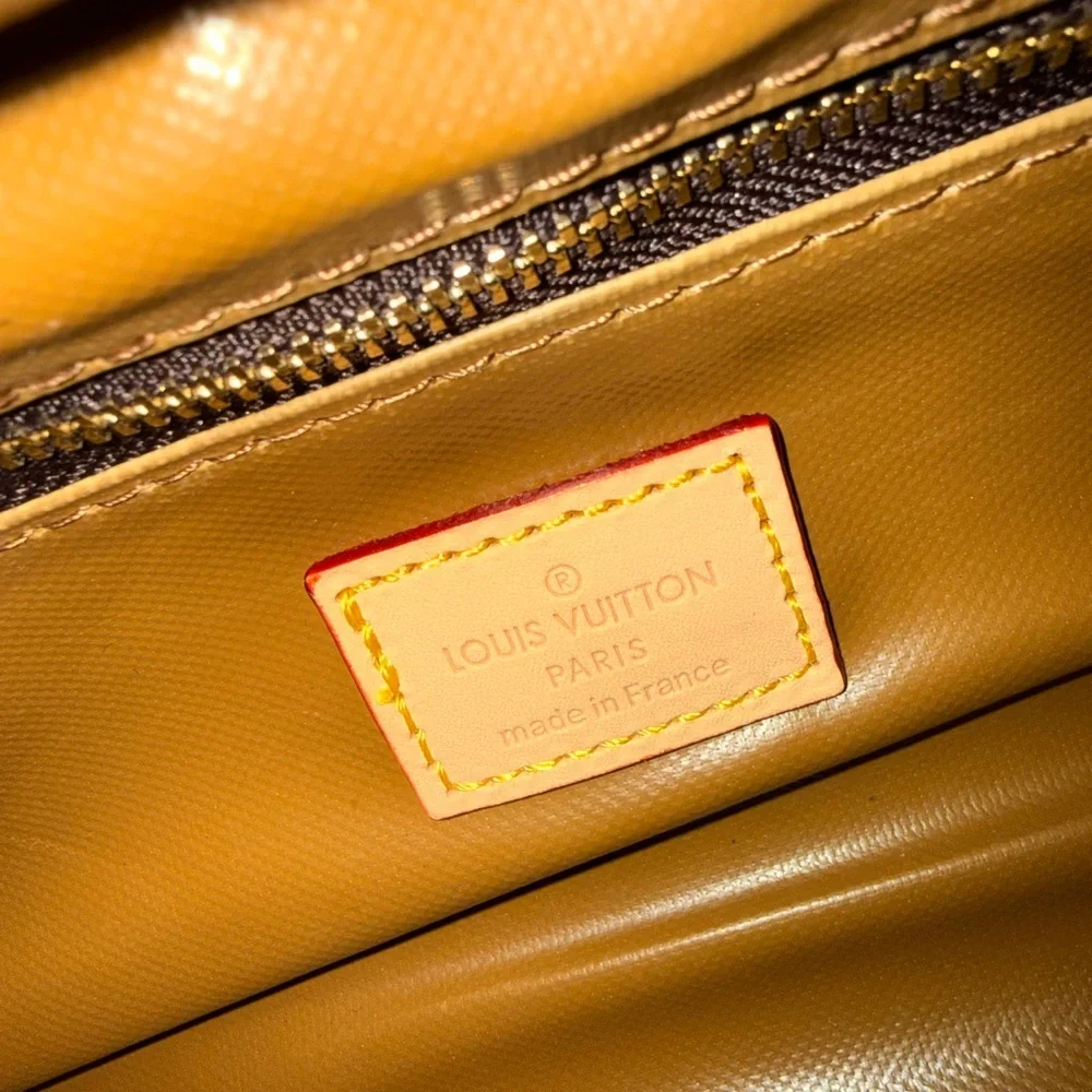 Louis Vuitton Drop Kit - Picture 6 of 7